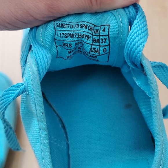 GUC Blue Lacoste Shoes - Picture 6 of 7